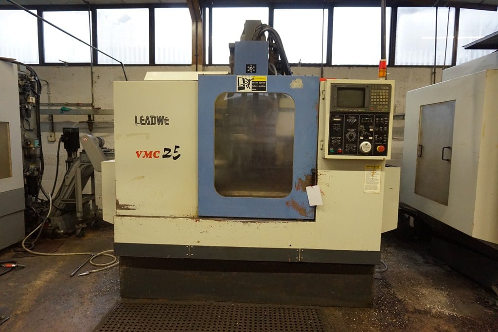 LEADWELL VMC 25  1994
